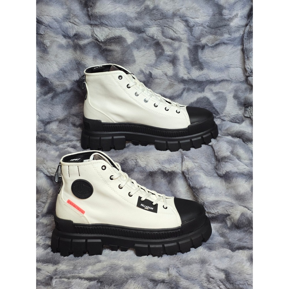 NWB Palladium Revolt HI TX Women's Platform Boots Size 10 White Black Chunky